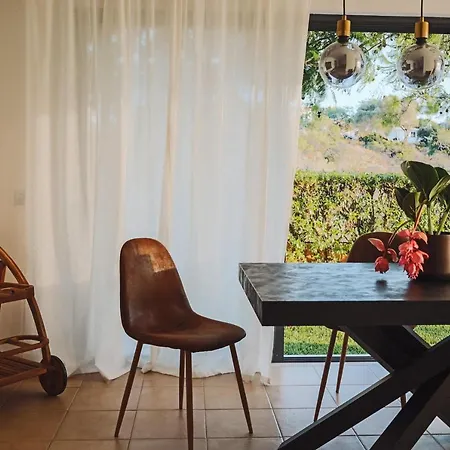 Casa Jacaranda - Ocean View Modern וילה אלבופיירה