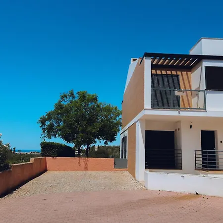 Casa Jacaranda - Ocean View Modern