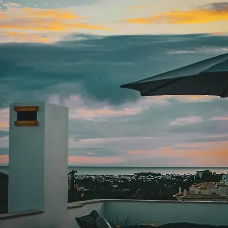 Casa Jacaranda - Ocean View Modern וילה אלבופיירה